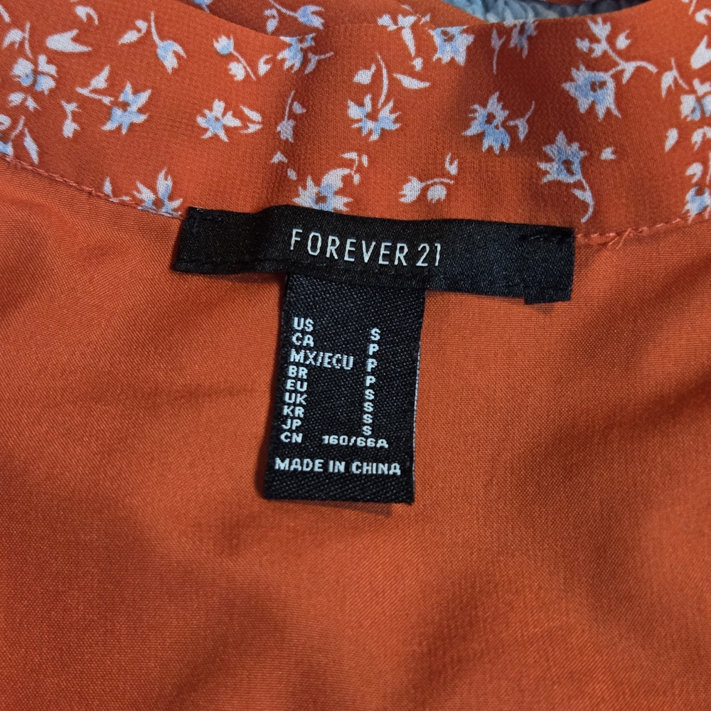 Forever 21 Skirt Womens Size Small Red-Orange Boho Floral Print Wrap Mini Micro - Picture 6 of 8